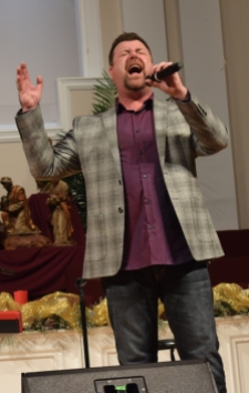 Steve Ladd in concert at Sand Spring Baptist Church Monday night. It was his final solo concert before going on the road full-time with Old Paths Quartett.